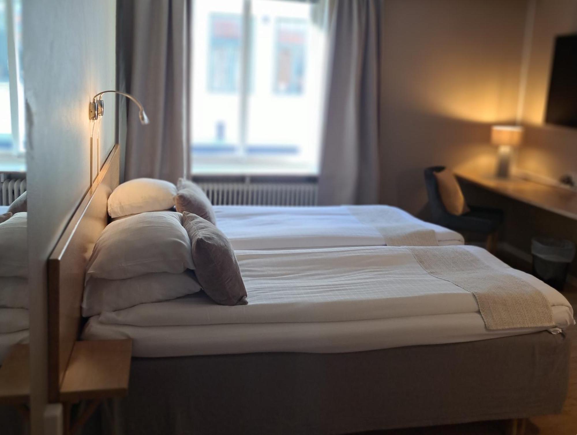 Hotell Radhuset Lidköping Extérieur photo